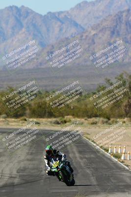 media/Apr-06-2024-CVMA (Sat) [[e845d64083]]/Race 13 Amateur Supersport Open (Holeshot Race)/